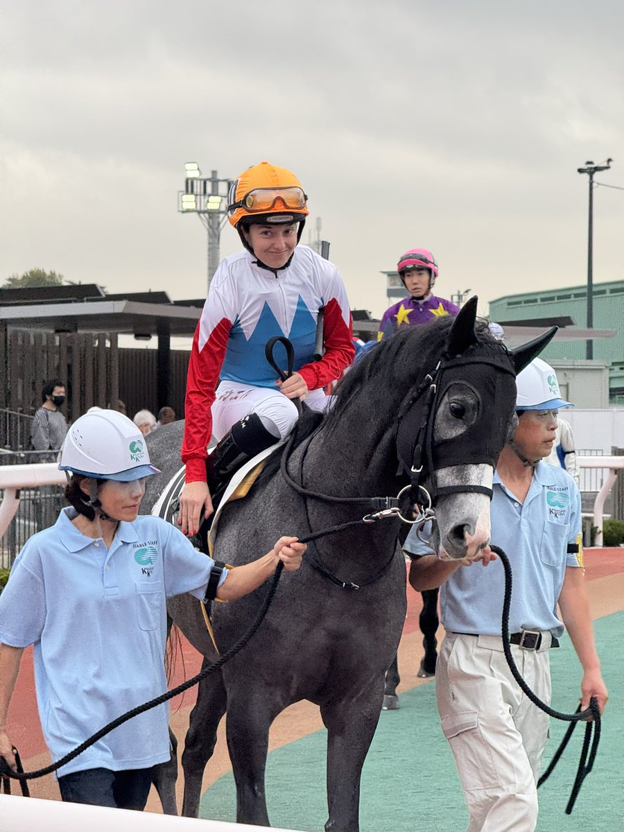 <a href="/tospo_namakeiba/">東スポ 地方競馬(南関）</a> お疲れ様でした！次は是非通年免許を！！！
「Tシャツ」でお願いします！次も応援に行きます📣✊