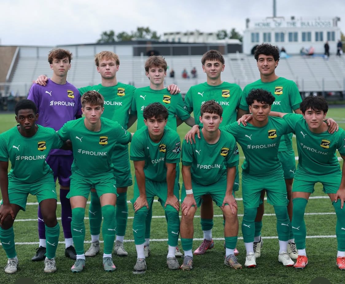 TadWoolfe's tweet photo. 🐺⚽️ Sunday is an all Ohio matchup! 🌰
⚔️MLS NEXT Homegrown Division’s
Cincinnati United Premier (CUP) 
🆚
Columbus Crew Academy 👀 #mlsnext 

🗓️ Sunday Nov 23rd
🕔 12:00pm ET
🏟️ Columbus Crew Stadium Turf
👕 #10  ⚫️🟢⚫️ 

#woolfebros
@wearesoccer_oh @soccervillage_ @cincyunitedcupb @cincyunited @N_W_Sports @raj_manjrekar @innovatiofc @fcrecruits @CSAPrepStar @playbookathlete @Smedley033 @ImCollegeSoccer @CoastRecruits @SunilSportsNews @wearesoccershow @TopPreps @KevinMoses38 @nxt1sports @thereportohio @scan1ansports @sportsthread @ExpoRecruits @ascholarsbrand @nlevelsports @keyplayernation @yathletesf @elitesoccerplay @NcsaSoccer @CoachTosaya