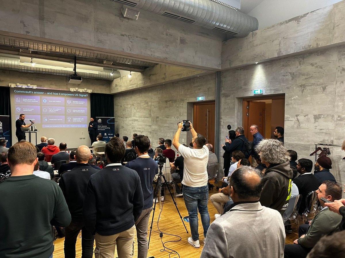 CloudStack's tweet image. In the Mercurio Room, David Humes of @ussignalcom  and Ruben Renders of @Commvault present Image-Based Backups with #CloudStack APIs, showing how US Signal and Commvault are bringing native backup and recovery directly into #CloudStack.