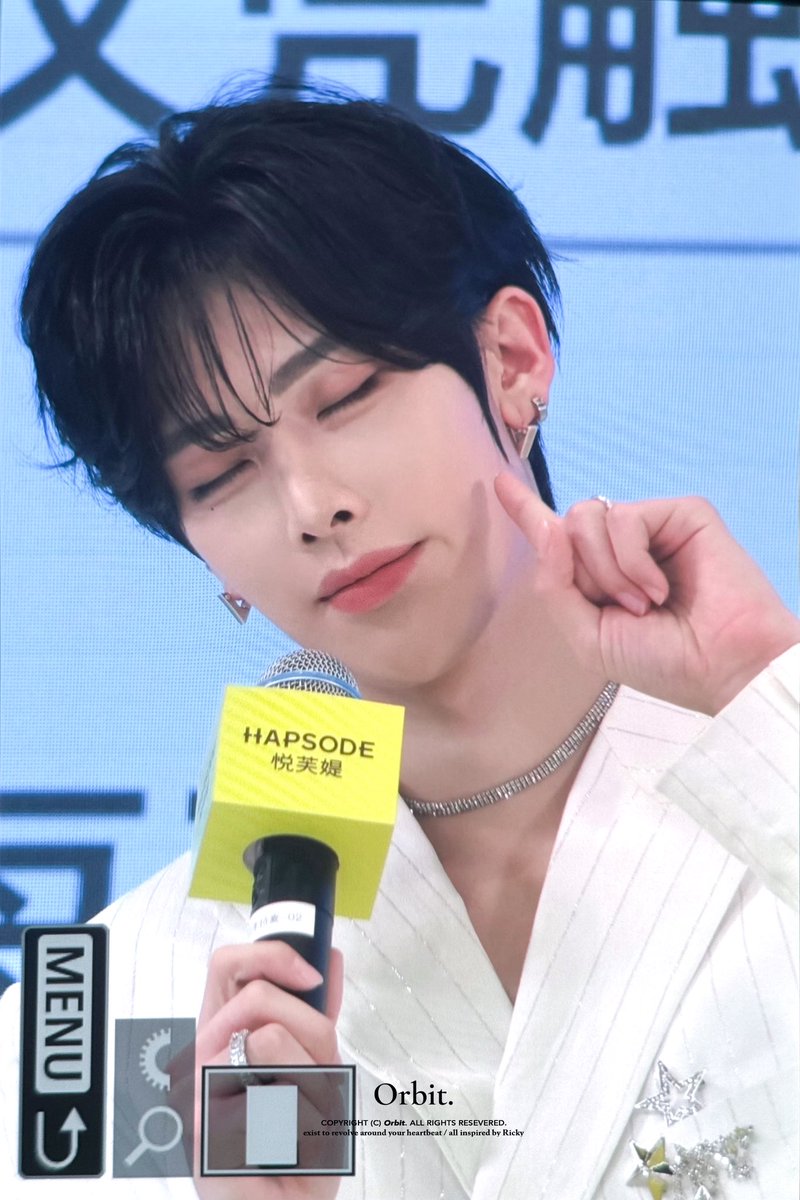 𝐎𝐫𝐛𝐢𝐭. tweet media