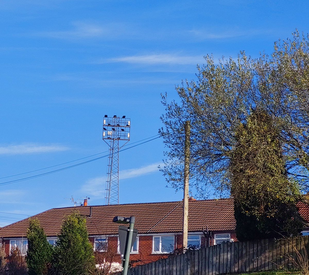 arlenefinnigan's tweet photo. #oafc #FloodlightPorn #FloodlightFriday https://t.co/s7Q1DR8vva