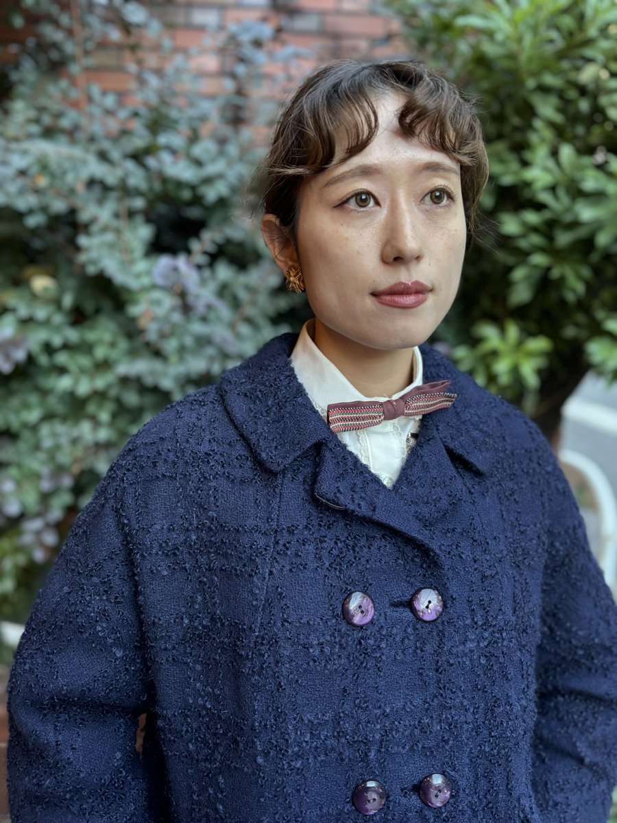NUTTY_VINTAGE's tweet photo. 🧵vintage tweed coat🧵
【Nov. 19th 2025 new arrival】
60's tweed navy coat: new!
60's white color mohair cardigan :new!
70's80's red check pleats skirt : new! https://t.co/z1RrofV4Zr
