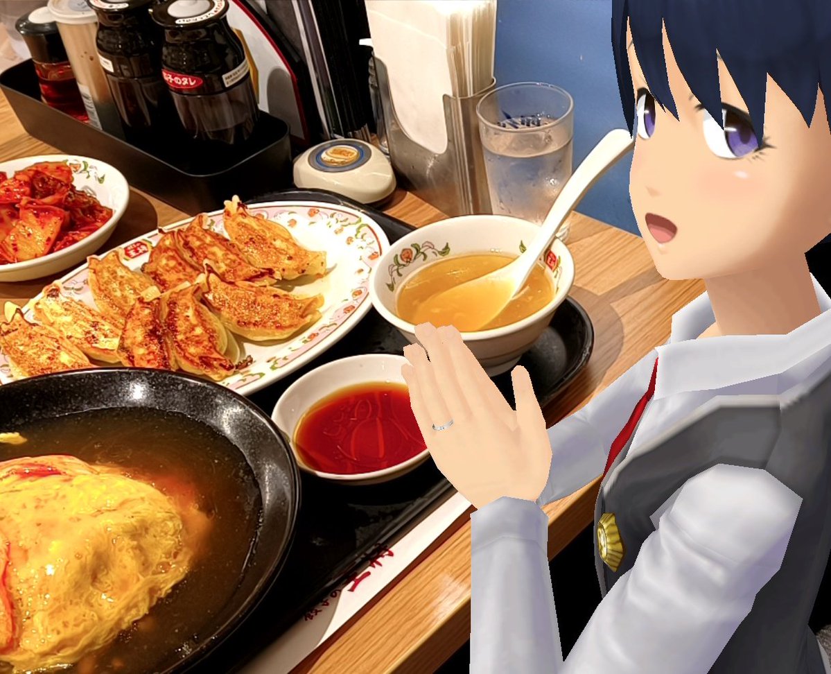 Aj785Aj's tweet image. 【サトカと金曜日】

　今日は駅で待ち合わせって事だけど…あっ、サトカ！お待たせ～

｢おぉ 隊長さん。おかえりですよ。今日は王将でスタンプためるです。

　また２倍キャンペーンやってるんだ？

｢お得なので隊長さんもいっぱいたのむですよ。

　頑張るます(-ω-;)

#スクスト2
#スクストカメラ