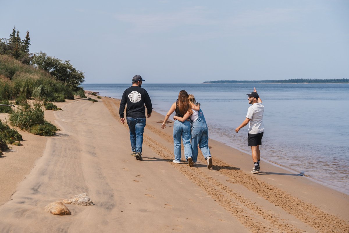 [ COMMUNIQUÉ ]
Bilan estival 2025 : le secteur touristique poursuit sa croissance avec une saison parmi les plus performantes de la dernière décennie
👉 bit.ly/4raGzFo

📷 EeyouIstcheeBaieJames©️GouvQc/OLangevin