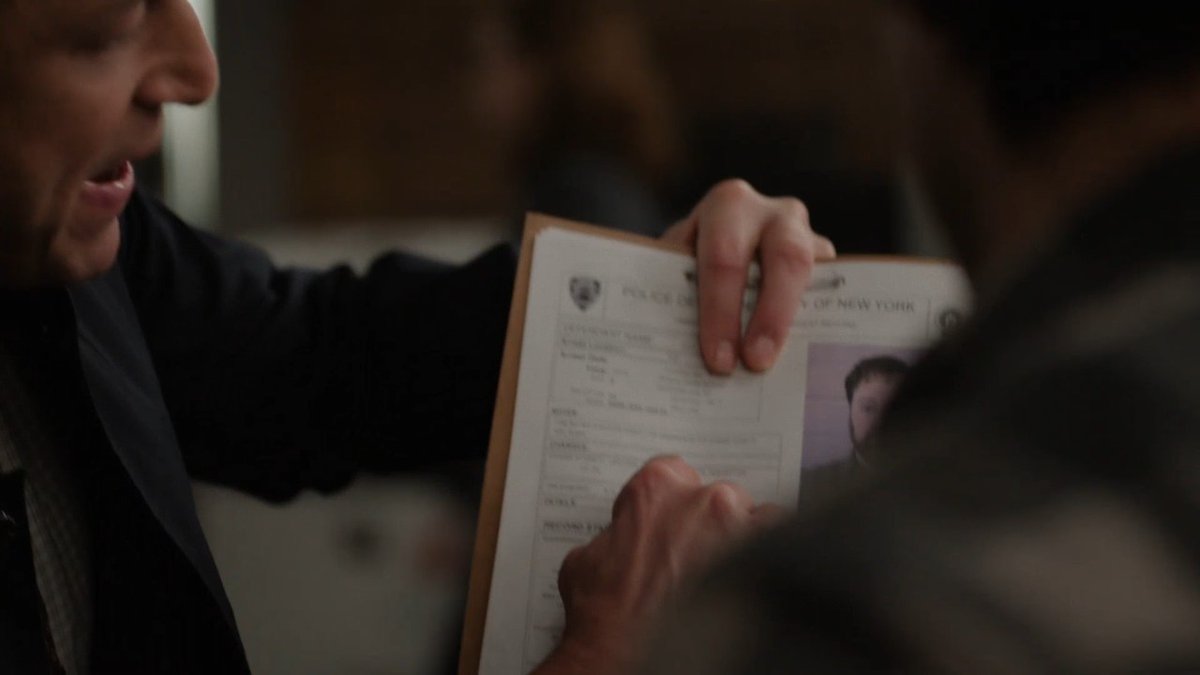 Studartclara's tweet image. Carisi entra, não dá um &quot;bom dia&quot; e sai pela casa da Olivia acusando sem provas. Ela teve que defender as crias dela.