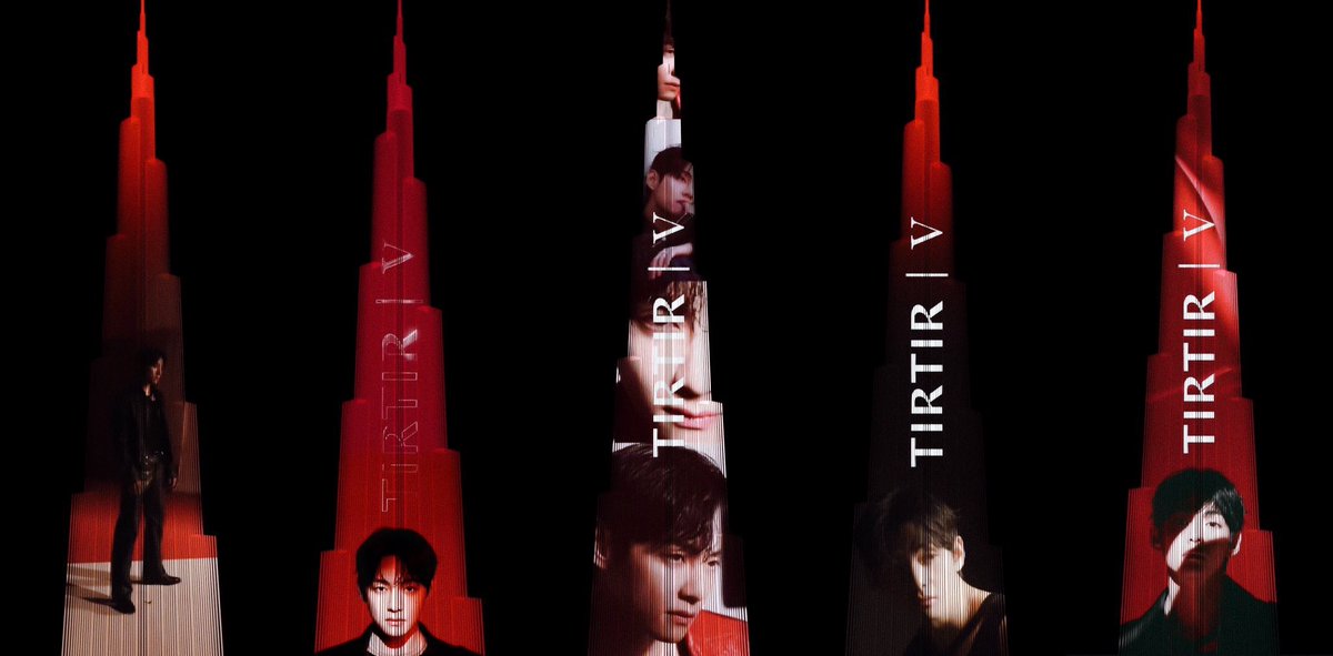 TAETAE_PH's tweet image. This is beyond gorgeous. Exquisite work, @tirtir_official. Every frame, every detail, simply breathtaking. A campaign worthy of its global brand ambassador.

TIRTIR AMBASSADOR TAEHYUNG
V FACE OF TIRTIR
#TaehyungxTIRTIR
#VxTIRTIRGLOBAL