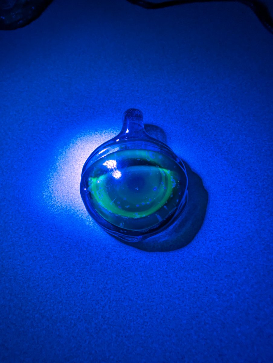 Big thanks to the homie <a href="/anonamyssglass/">anonamyss glass</a> for an amazing haul. 2 glow Peach pits, 2 cropal mushrooms, Dom Greco scarab collab, Cici Kitty Cow three links,UV cropal eye new logo shirt and hoodie, so much fire 🔥🔥🔥 had to throw the hoodie on and rock the Greco collab 🤌1/2