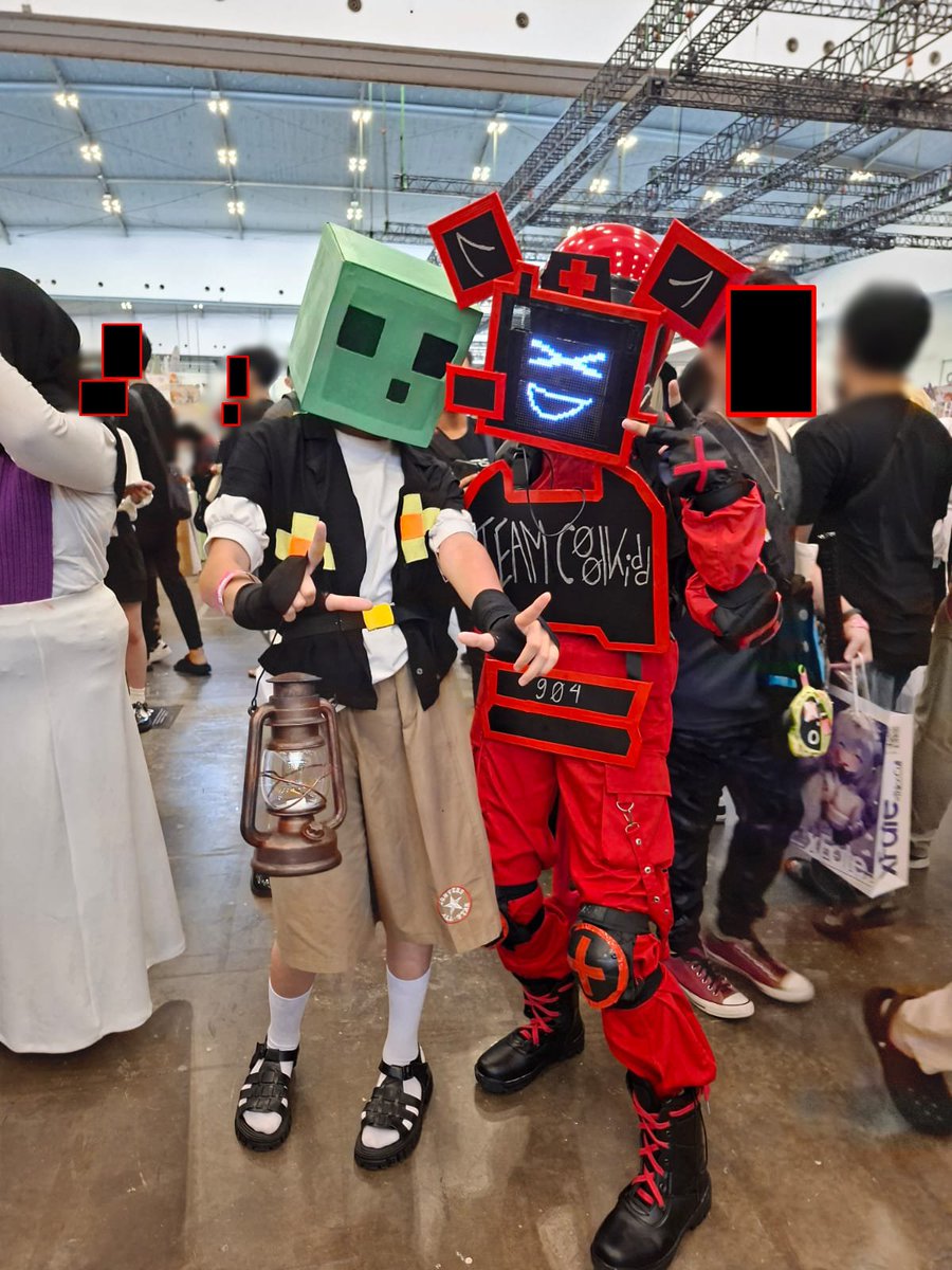 asteveex's tweet image. ON THE TOPIC OF SLIMEKNIGHT i COMPLETELY forgot to post this photo i took with an avery cosplayer.... IT WAS SO COOL i was not expecting cosplayers only weeks after it came out