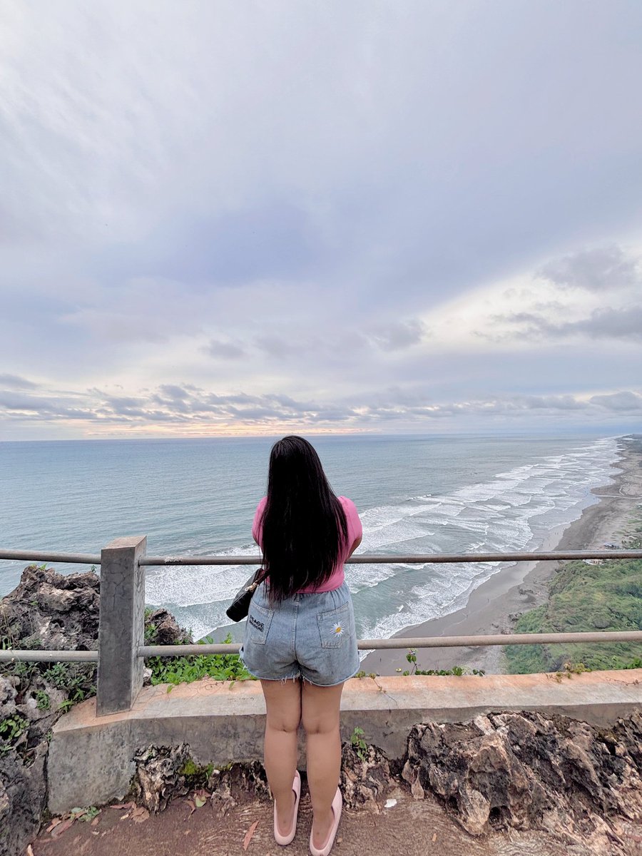 xrifamdh's tweet image. Rekomen nongki view cantik di bantul ,recom dr @mafiaaabby 🤏😚