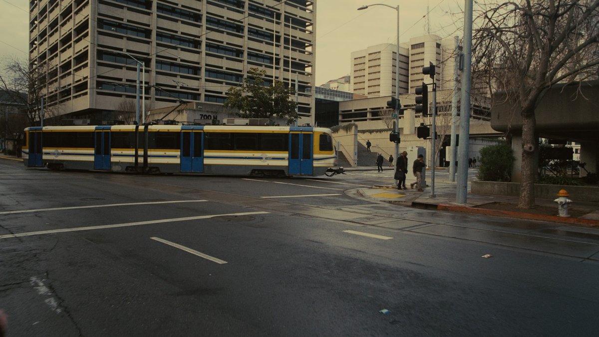 Gsewak1116's tweet image. There’s a visual rhythm to the film—the way the camera glides before the impact, then snaps into handheld during emotional peaks. That contrast made every moment hit harder for me.

#Cinematography #CameraWork #FilmVisuals #MovieReview