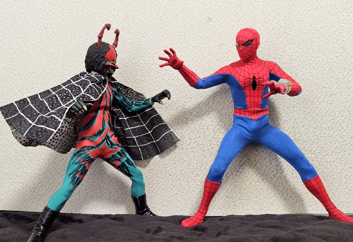 くも？スパイダーマンだよ。 ゾイド×スパイダーマン！スパイダーマンの可動フィギュア付属＆必殺技