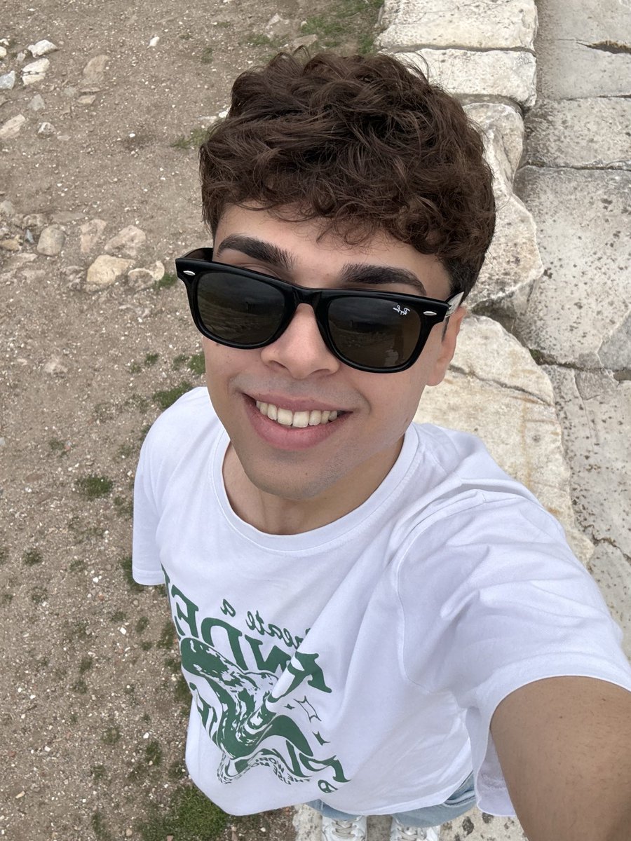 Her zaman gülümseyin (Kamu Spotu)