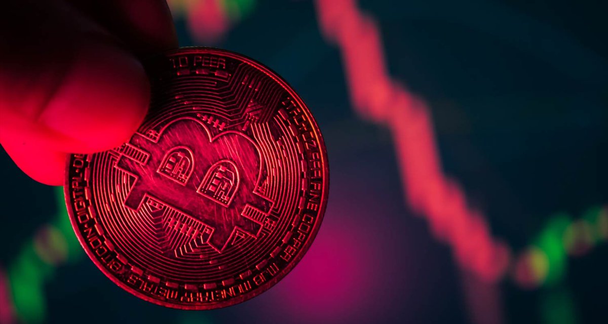 TechCentral's tweet image. Bitcoin erases all 2025 gains in brutal flight from risk techcentral.co.za/bitcoin-erases…