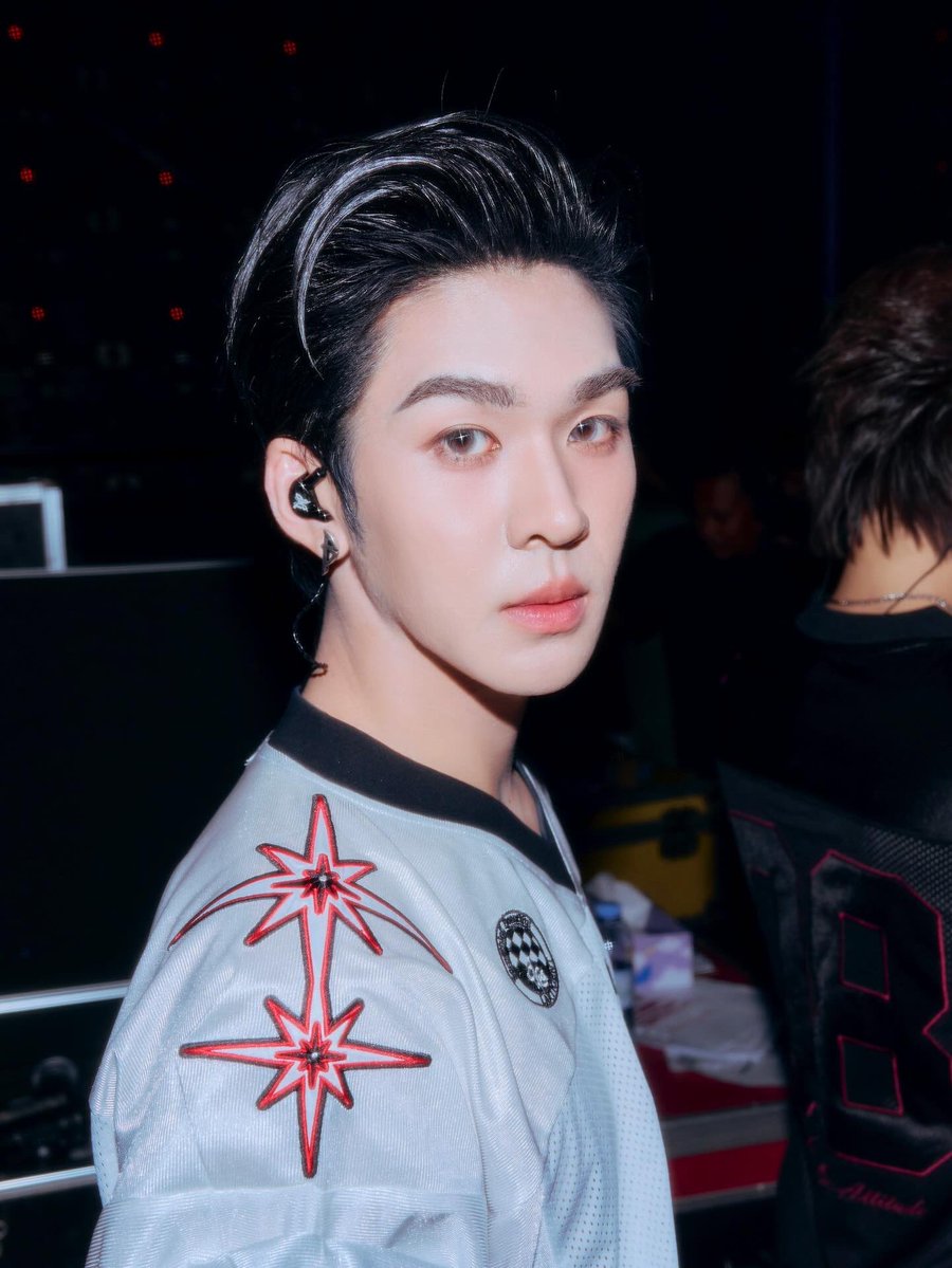 Auautnp's tweet image. 🌊🌊