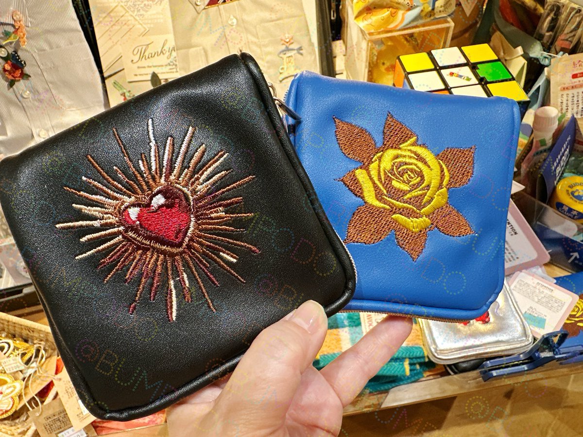 こちらも少し前にバズってびっくりした AMULETOLIE(アミュレトワール