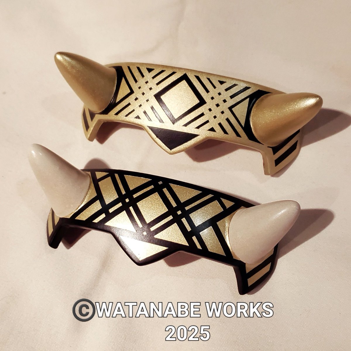 鬼の額当てシリーズ
変化球で単眼とメカ風作りました。
【出展告知】
 #アンダークラフトマーケット に出展いたします。
年内最後のイベント出展です。どうぞよろしくお願い致します。

ブース番号:H-21.22
日時:12月6日(土)12:00〜17:00
場所:東京たま未来メッセ1階展示場