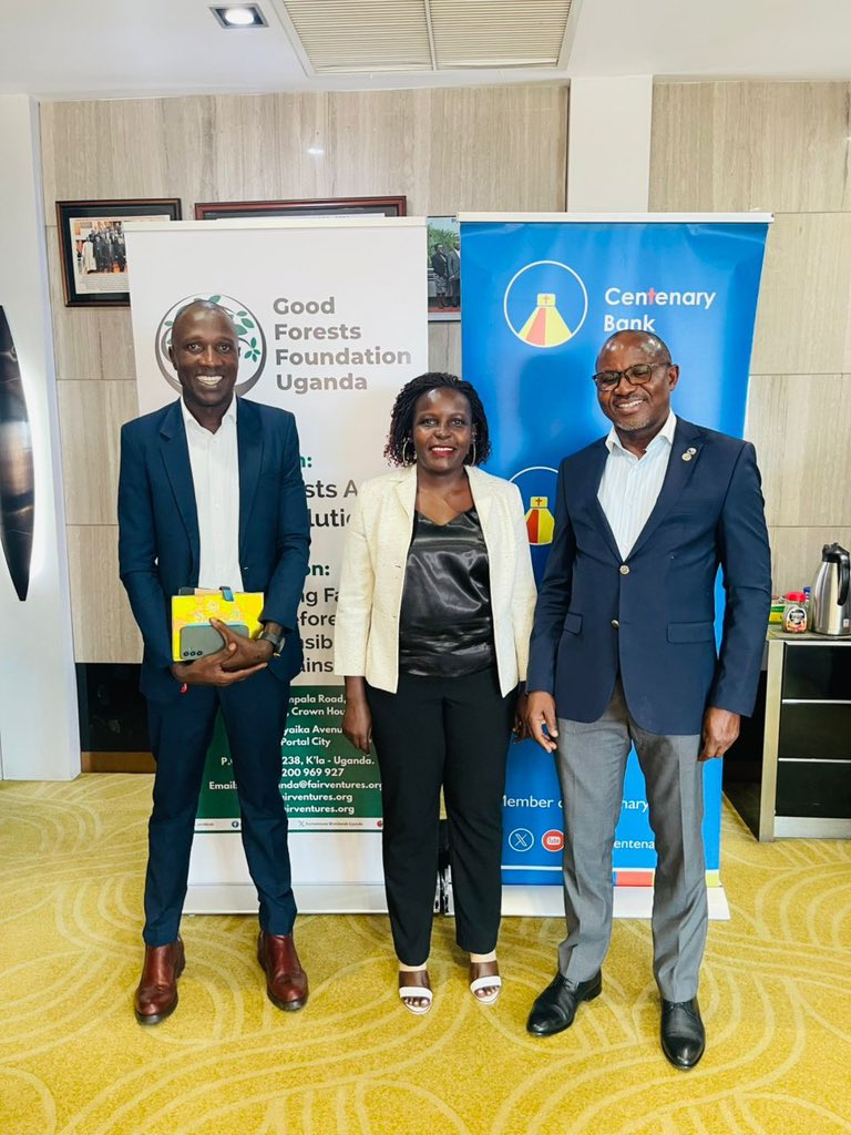 JamesThembo_'s tweet photo. Proud to kickstart a new partnership with @CentenaryBank to plant and grow trees π± in #Kasese.
This partnership will be kickstarted with a launch at the @kaseseDLG next week on the 26th.
@GoodForestsUg and its partner @FairventuresUg has already planted 1,054,000+ trees with a 78% survival rate and weβre just getting started ππ
This #Partnership means more green spaces, empowered farmers, restored riverbanks and a stronger, more resilient Kasese π
Here to grow a climate hope, together. π±π€ @ROOTSUganda @min_waterUg