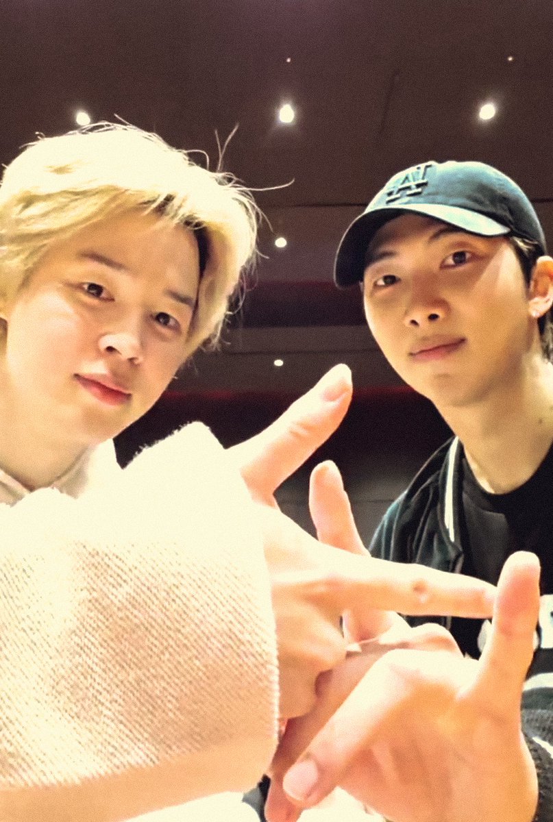 جناب کیم با دوز پسر لوندش-🫦