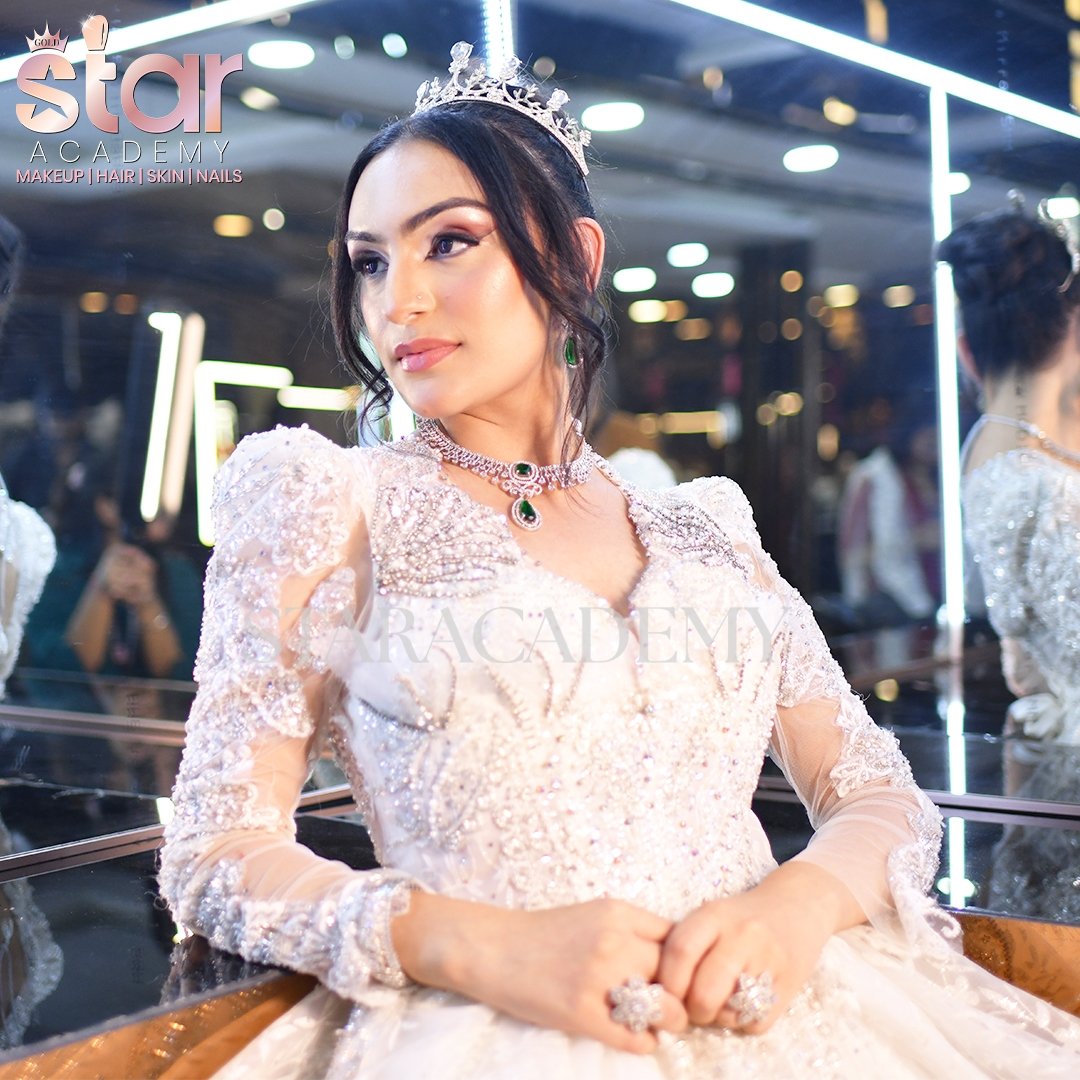 starACADEMYNV's tweet photo. Our Christian bride look is all about glass-skin radiance, angel-soft glam, and that heavenly elegance that turns every moment into a cinematic frame 
📍 Star Academy, Nirman Vihar, Delhi
📞 9540-888369
🌐 https://t.co/Pkd8r0ZaeN
 IG: @staracademynv
#iamtarunstar #staracademy https://t.co/zbWbHwlJjs