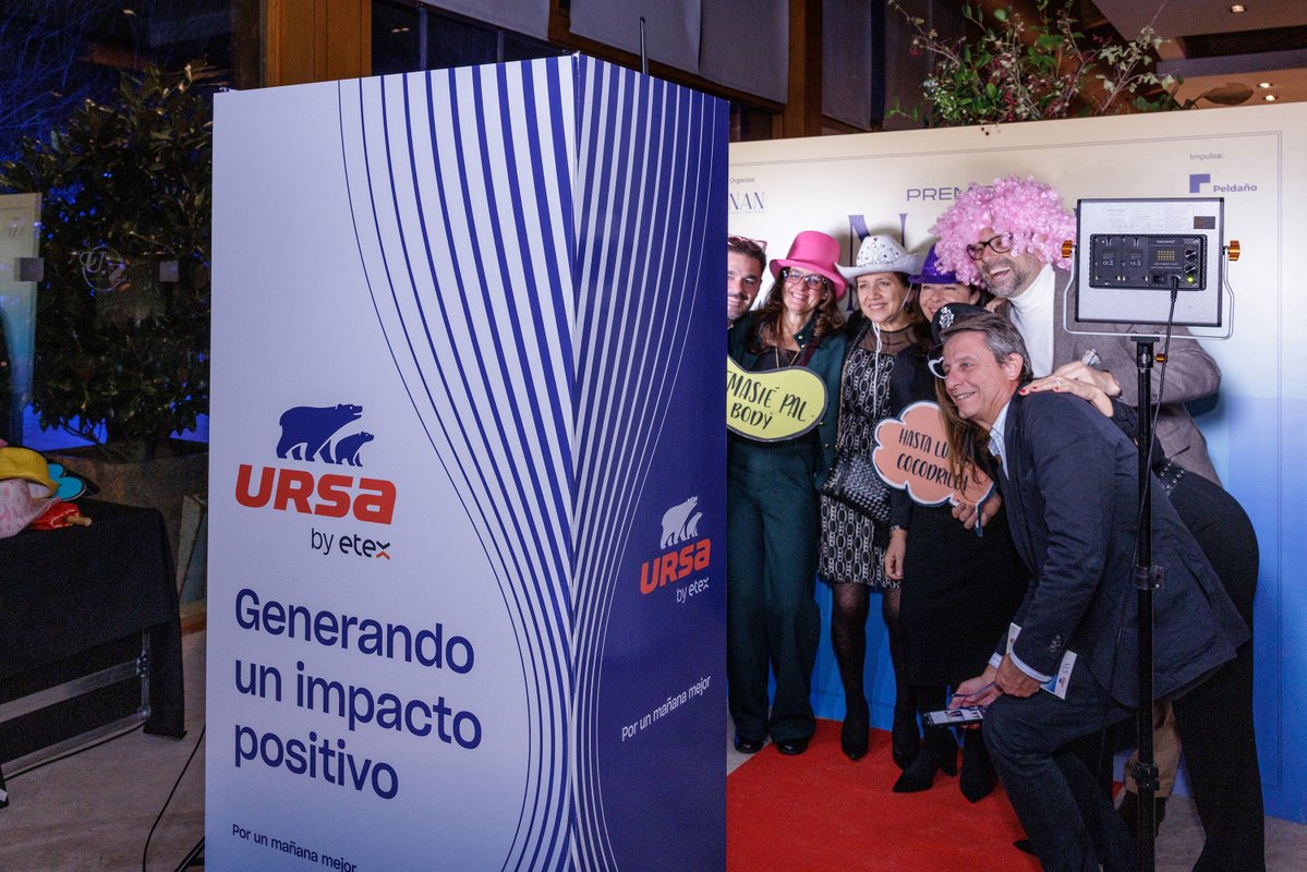 🔝 ¡Así ha sido la noche de los #PremiosNAN2025! 🏆 Una edición llena de talento, 18 estatuillas, cena de gala, concierto 🎸 y fotos para el recuerdo 📸 Gracias a todos por sumar a esta edición tan especial ✨