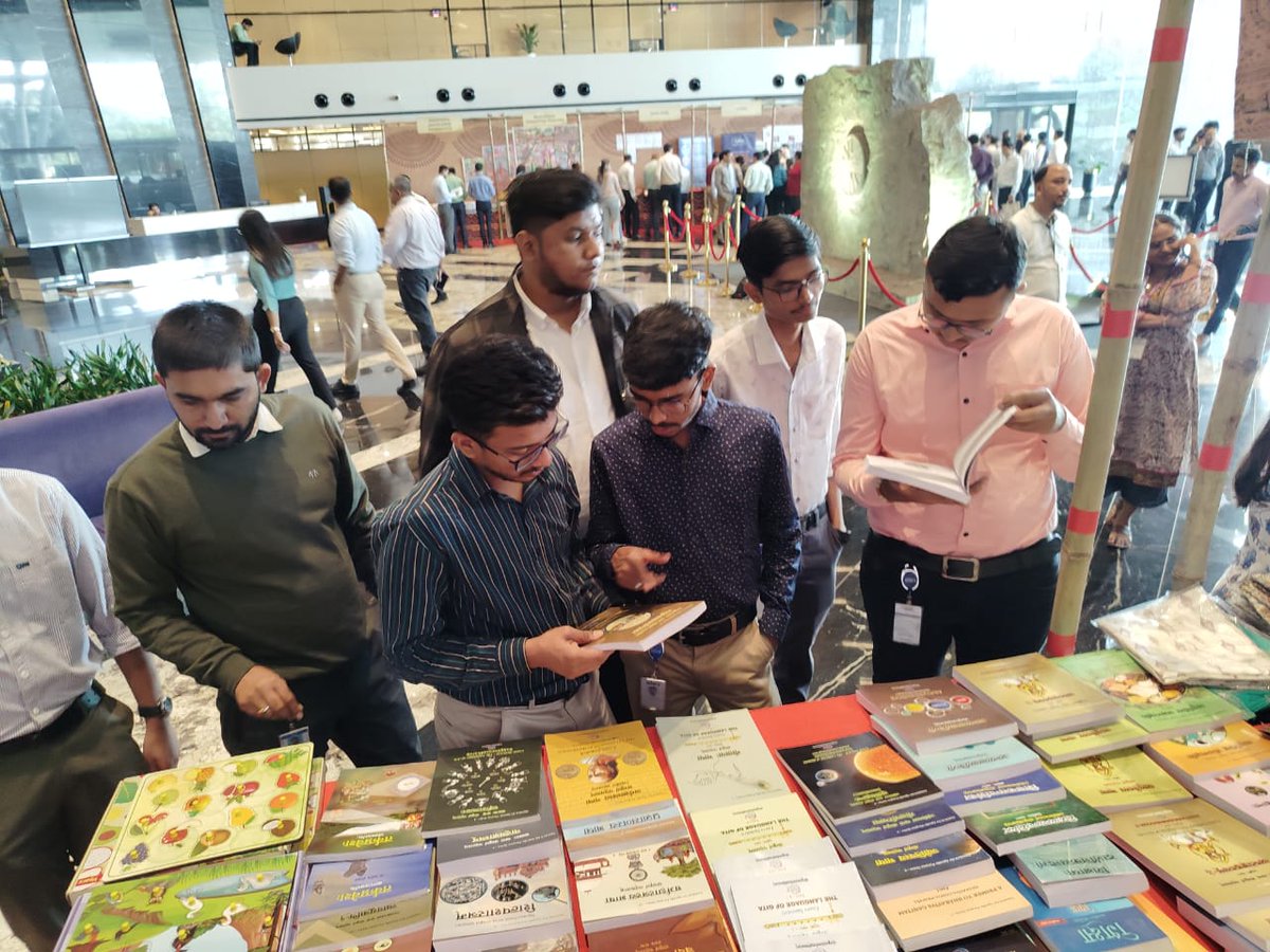 SamPromotion's tweet image. SPF&apos;S Book stall at Adani Indology Conclave 2025, Ahmedabad

@samskritbharati @IKS_Media @ChamuKShastry @gautam_adani @AdaniOnline @CentralSanskrit 

#IndologyConclave2025 #AdaniIndologyConclave