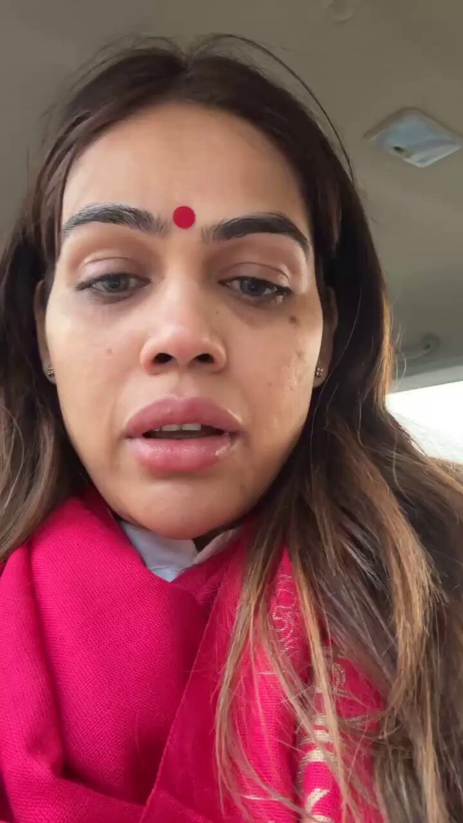 azizkavish's tweet image. पुनीत वशिष्ठ &quot;नाजिया इलाही खान&quot; के एक्स बॉयफ्रेंड हैं।

वही नाजिया इलाही खान जो दिन भर मुसलमान के खिलाफ नफरत फैलती है और गोदी मीडिया की चहेती बनी रहती है

पुनीत ने नाजिया को लेकर एक खतरनाक खुलासा किया है जिसमें उन्होंने बताया की 

&quot;मुसलमान लड़कियों को इनफ्लुएंस करने के लिए नाजिया…