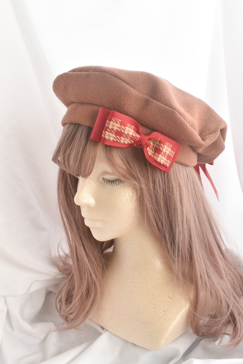 Waltz_with_Psyc's tweet image. #GLMクラシカル
通販は明日、11/22(土)23:59まで🥀

取り外しのできる千鳥チェックリボン付きベレー帽や、ヘッドドレスをご用意しております。
是非ご覧下さいませ(❁ᴗ͈ˬᴗ͈)
🔗gothlolimarket.com/search?q=%E3%8…

#ロリータ #ロリィタ #クラロリ #ベレー帽