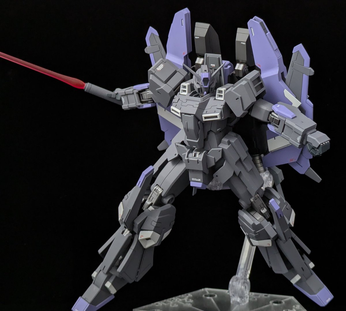 akilabo_'s tweet image. 1/144 シータプラス完成しました。

ベースキットはHGUCのZZ。
改修箇所はひたすらプラ板かパテ。
特に苦労したのはランチャーバインダーと、脚部ブースターです！

結構気に入ってるので沢山の方に見ていただけると嬉しいです。