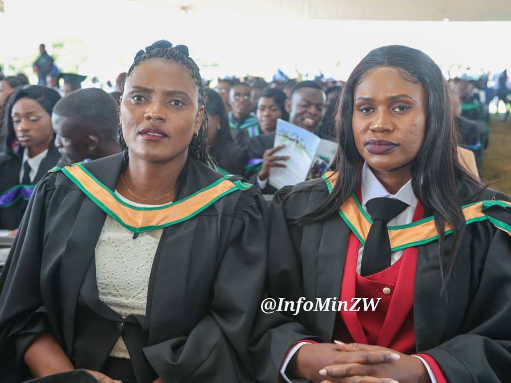 chrissy10charu's tweet photo. His Excellency President@edmnangagwa has arrived at the MUAST Campus in Marondera
#MUAST https://t.co/WQBjPh8mw9