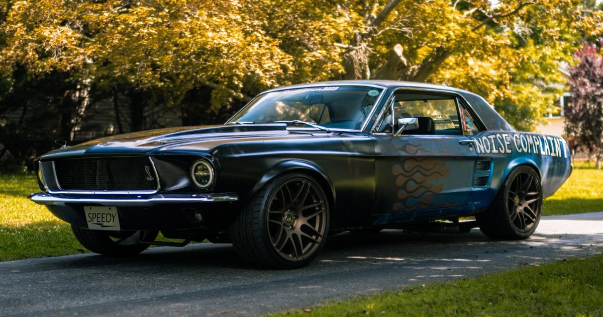patinaiscooler's tweet photo. Tom's 1967 Mustang Noise Complaint 💙 https://t.co/hXsC5ELUgo