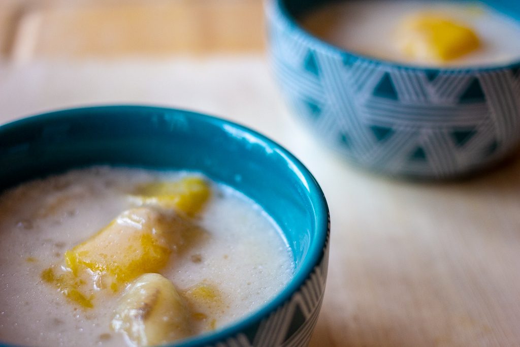 CompassandFork's tweet image. Need an easy, #glutenfree dessert? Don&apos;t You Want to Know All About Pengat Pisang? bit.ly/2JR1TKj #recipe #glutenfree #paleo