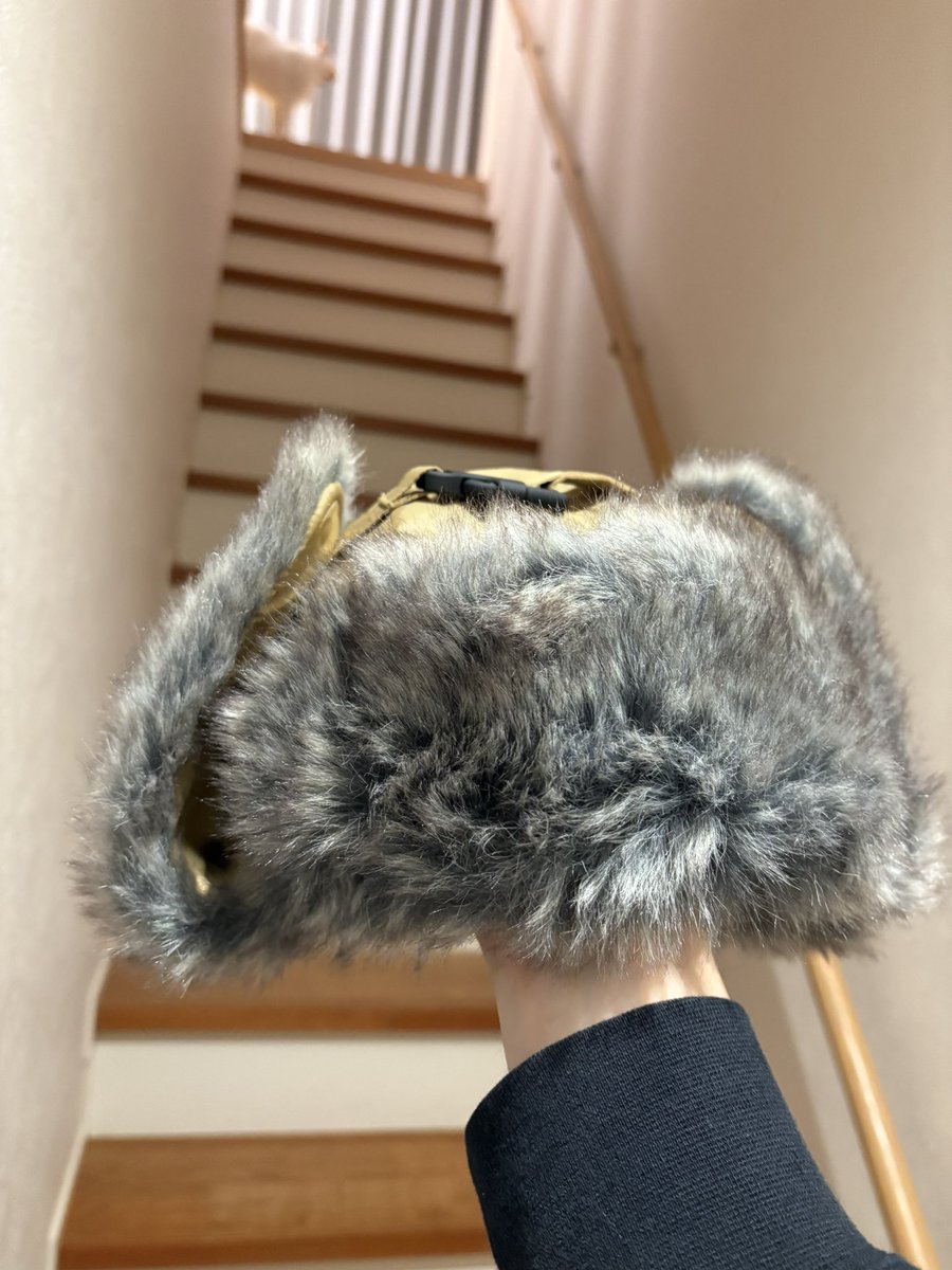 he4games's tweet photo. ついにロシアの帽子買いました https://t.co/EphRY0lyq4