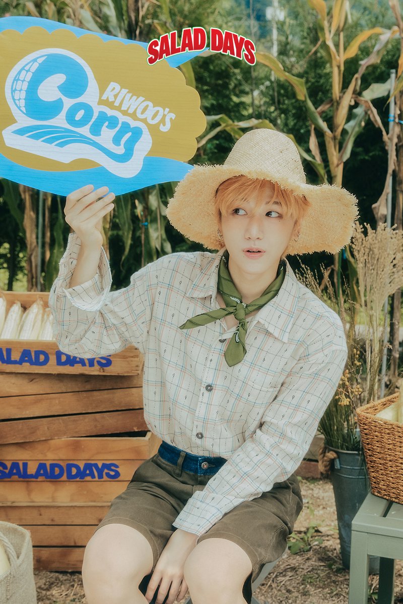 BOYNEXTDOOR_KOZ's tweet image. BOYNEXTDOOR 2026 SEASON&apos;S GREETINGS  Preview Cuts 📸 #1

📅PRE-ORDER: 2025.11.25 12PM(KST)~

#BOYNEXTDOOR #보이넥스트도어 #BND
#성호 #리우 #명재현 
#BND_2026시즌그리팅 #SALAD_DAYS