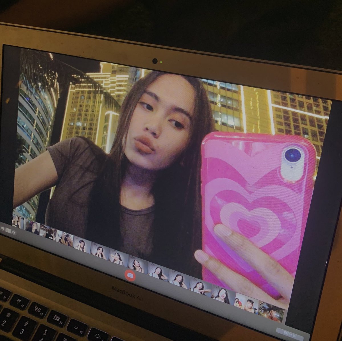 who wanna get freaky with me? im a bit horny rn, watch me bend over live and play myself! 💋direct message me on tg: t.me/shiaa_miyuki

#buyingcontent #alterworld #nsfwtwtً #camgirl