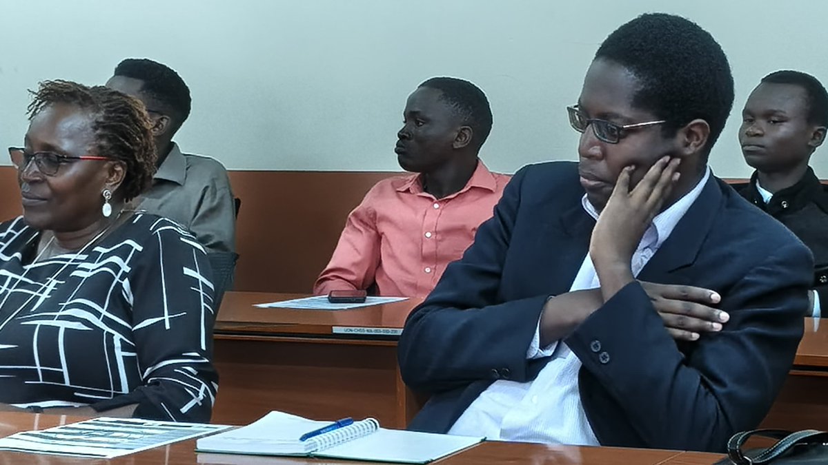 melodykituyi's tweet photo. During his public lecture at UoN School of Law, @ReubenKigame underscores the role of creativity in nation-building:
“What young Kenyans learn at the universities can be artistically and creatively expressed. It could be comedy. It could be singing.”
#AcademicWeek #Leadership https://t.co/FgCcloaYoS