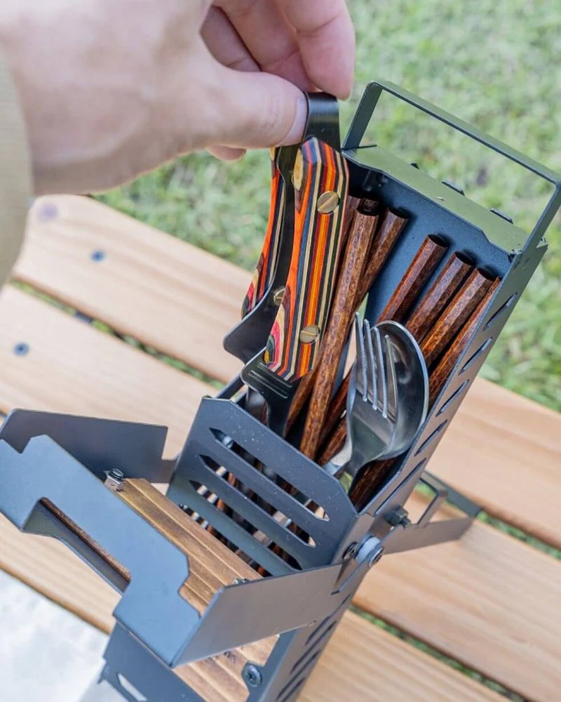 hinataストアの中の人達 tweet media