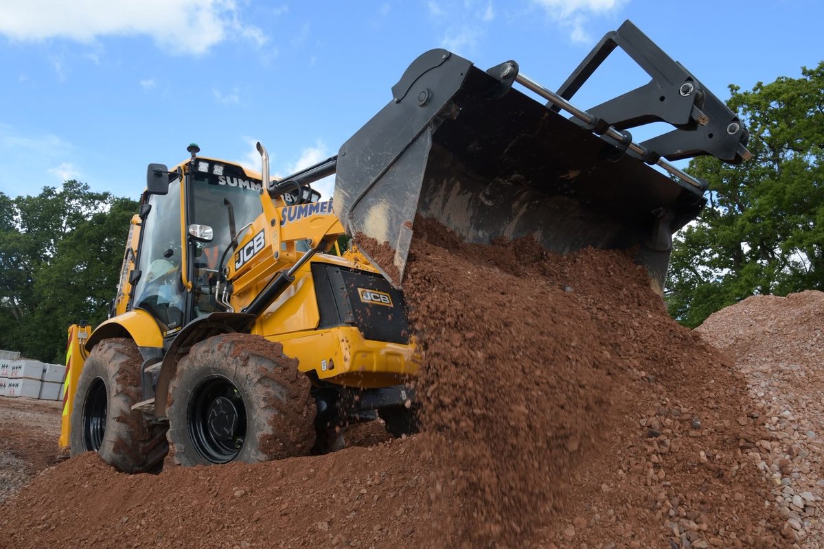 Backhoe Loaders for Dummies (#FlashbackFriday)

earthmoversmagazine.co.uk/digger-man/vie…

#backhoeloader #construction #diggers #diggermanblog #earthmovers #Excavators #MultifunctionMachine #versatile