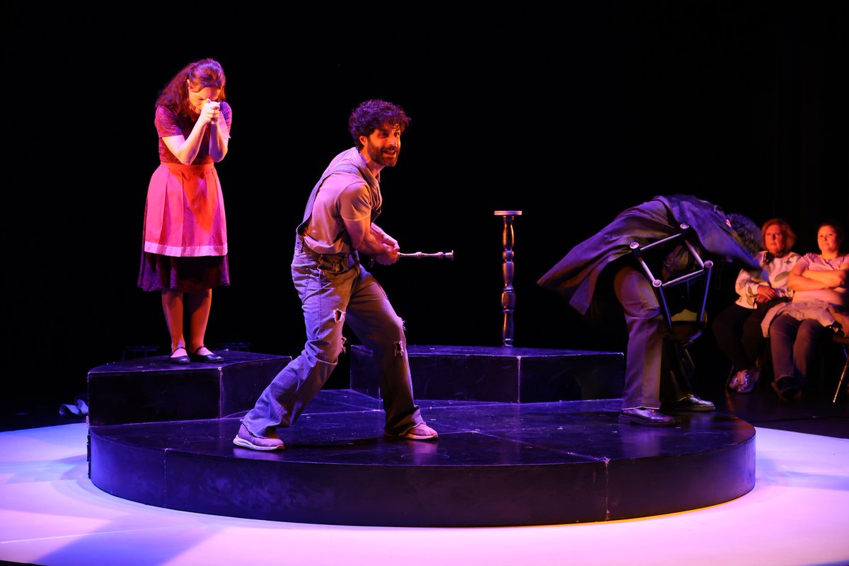 CerkezkoyOsb's tweet image. Çerkezköy Organize Sanayi Bölgesi (ÇOSB), kültür ve sanat etkinlikleri kapsamında İstanbul Devlet Tiyatrosu oyunu “Işıltılı Haşerat”ı tiyatro severlerle buluşturdu.
#ÇOSB #ÇerkezköyOSB #ÇOSBKültürSanat