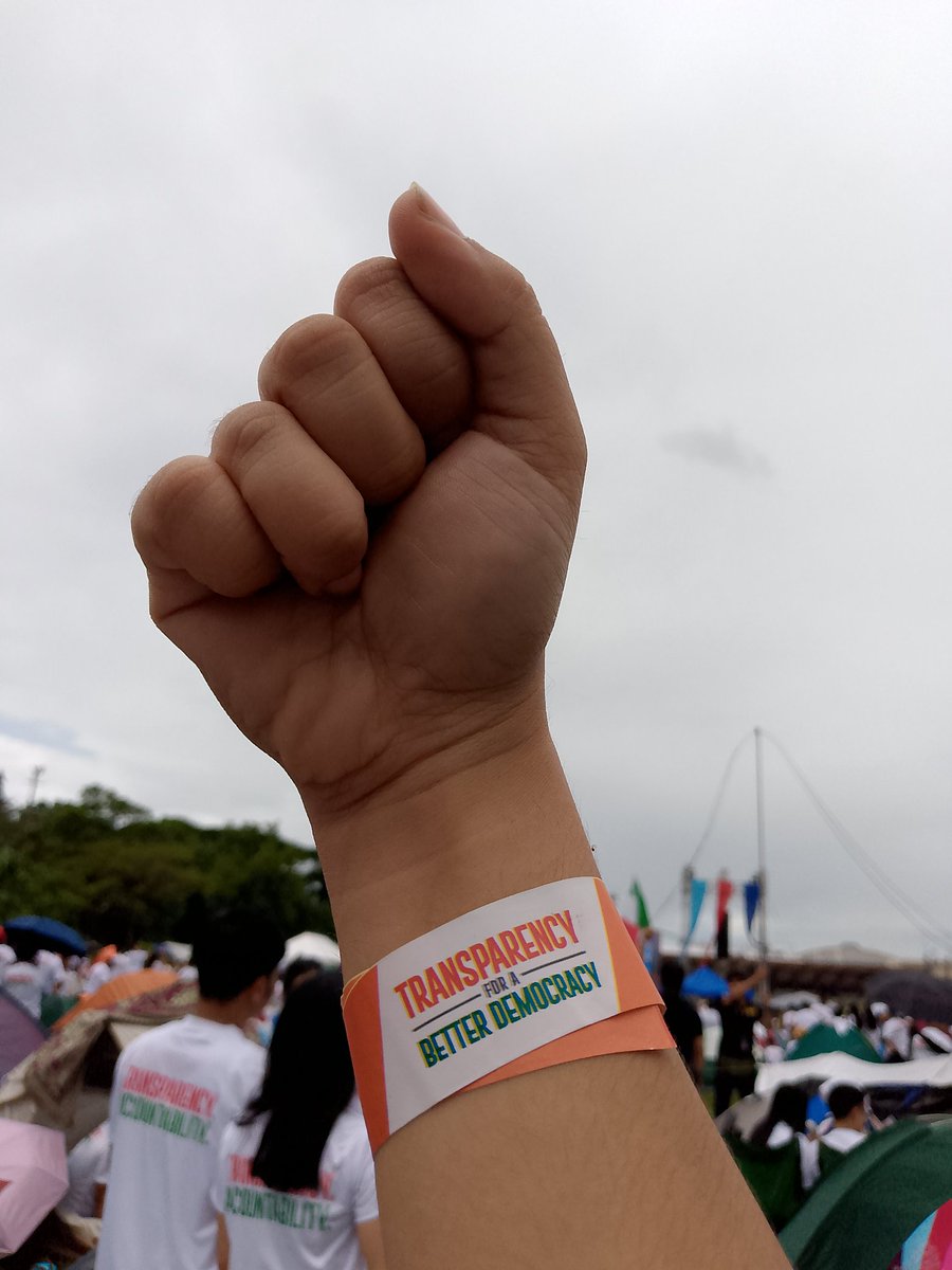 milleldsm's tweet image. WE ARE FILIPINOS TOO.

We are not enemies. We are not noise.
We are citizens who refuse to stay silent while our nation struggles.

We speak because it matters.
We stand because it is necessary.

INC Rally for Transparency and A Better Democracy | 11. 16-17. 25
#INCUnity
(1/3)