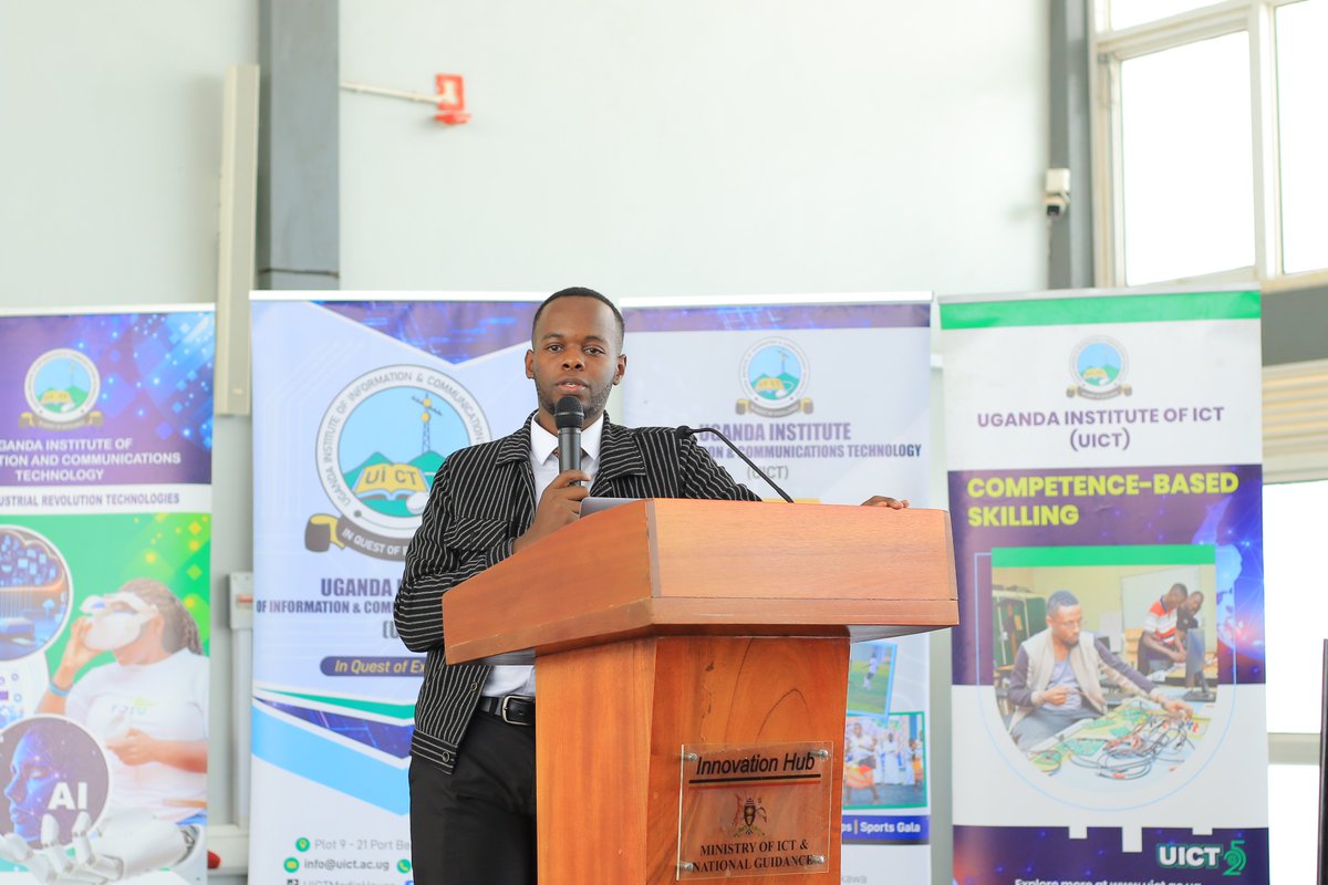 UICTug's tweet image. Conrad Gumisiriza, a soon-to-be UICT graduate, advised students preparing for internship to familiarize themselves with workplace core values and uphold them; maintain integrity and dress professionally at all times.
#Internship #CareerGrowth #FutureReady
📸by @AtulaRonal58074