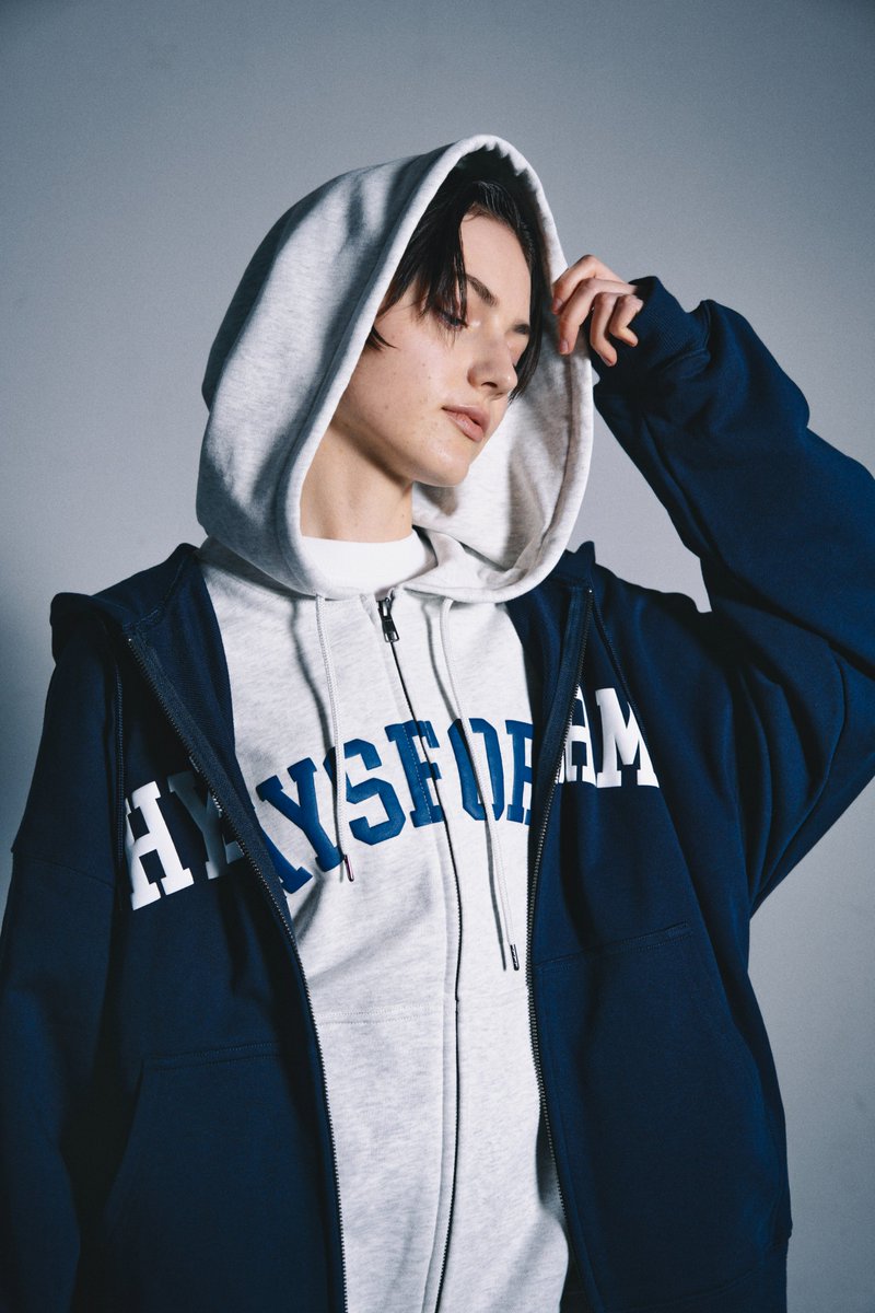hysformofficial's tweet image. HYSFORM 2025 FALL / WINTER COLLECTION
2025.11.22(SAT) 12:00 ON SALE

■ITEM LINE-UP
ARC FULL ZIP HOODIE
PRICE：¥19,800 tax-in
COLOR：H.Grey / Navy
SIZE：S / M / L / XL

x.gd/uTvaj

@ballistik_fext
@vertical_garage
#BALLISTIKBOYZ
#HYSFORM
#verticalgarage