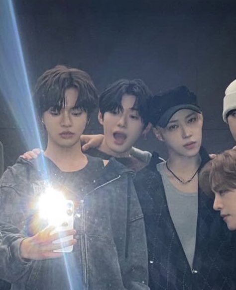 _swhyn58's tweet image. 진짜 아기멍게같다 #정상현