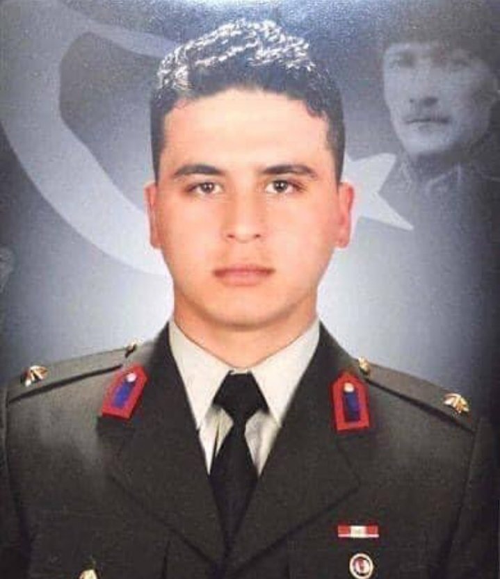 Şehit Üsteğmen Gökhan Korkut. 

Silah arkadaşının ricasıdır, paylaşalım.