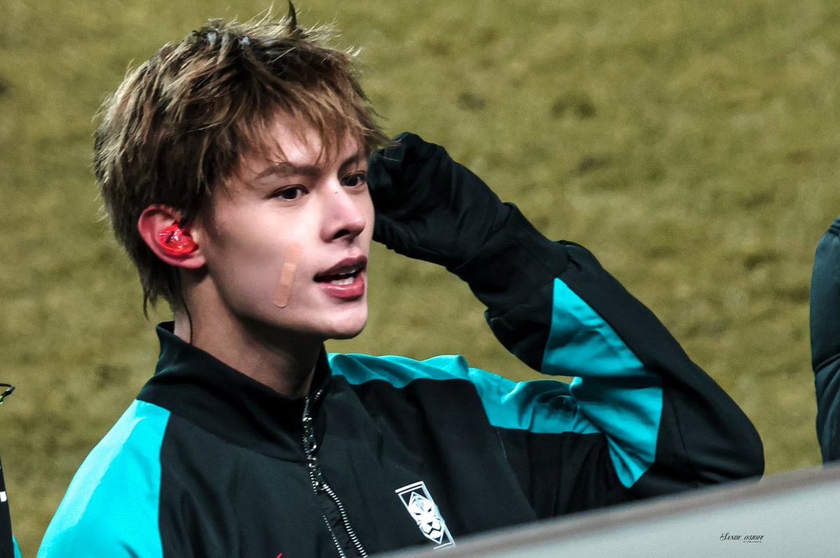 AboutMusicYT's tweet image. Twilight was released in theaters 17 years ago today.