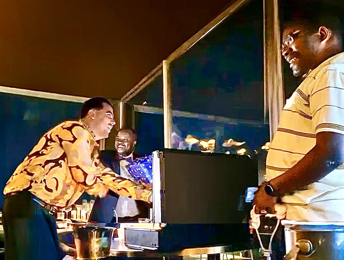 Police should question Alusine Kanneh and Andrew Jaiah Kaikai about Jos Leijdekkers—not Gleaner editor

Sierra Leone Police, led by Police Inspector General William Fayia Sellu, are raiding every location in search of the editor of the Gleaner Newspaper, following publications