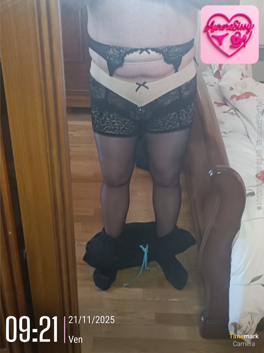 Happy Friday🥰 

#chastity #sissychastity #pantyhose #nylonlover #stockinganarchy
