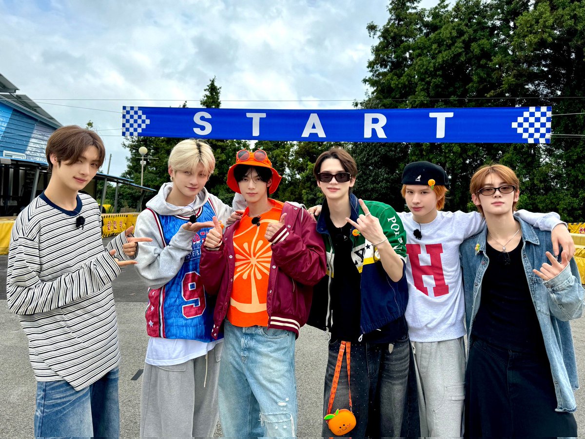 Jihvoon's tweet image. Two modes revealed and what you’re seeing is the version where all of us are having so much fun for the second episode. Continuing the previous path of joy, before curiosity strikes once more, this is how we ended the day.