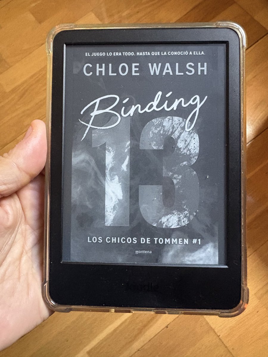agrberty's tweet photo. Vamos a por esta saga, todo el mundo habla de ella y dice que es bastante dura, a ver qué tal… los chicos de tommen “binding 13” de Cloe walsh https://t.co/erRcaynHzP