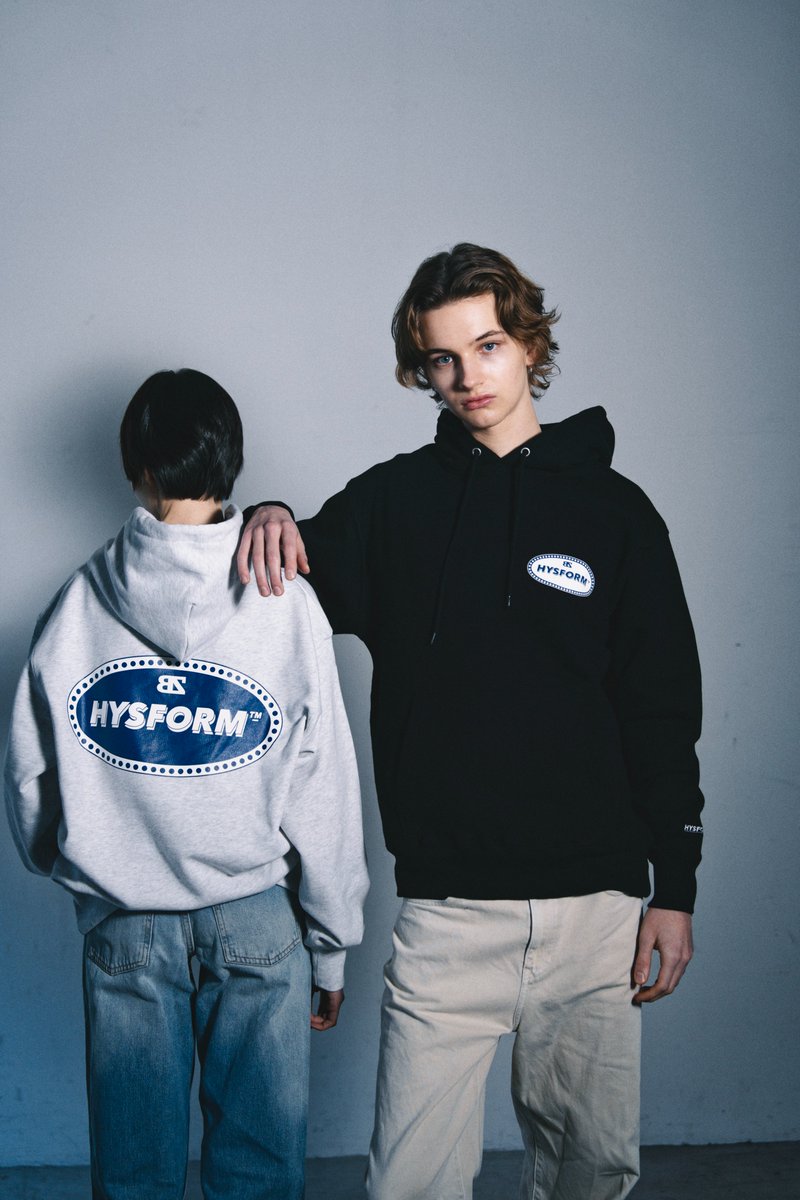 hysformofficial's tweet image. HYSFORM 2025 FALL / WINTER COLLECTION
2025.11.22(SAT) 12:00 ON SALE

■ITEM LINE-UP
EMBLEM PULLOVER HOODIE
PRICE：¥15,950 tax-in
COLOR：H.Grey / Black
SIZE：S / M / L / XL

x.gd/HkIoJ

@ballistik_fext
@vertical_garage
#BALLISTIKBOYZ
#HYSFORM
#verticalgarage