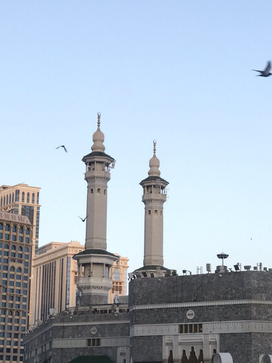 الحمدلله على تمام العمرة ، اللّهم تقبّل منا ولا تترك لنا دعاء إلا و قد أجبته ، ولا ذنباً إلا غفرته ، اللهم اجعلها عمرةً مقبولة وسعياً مشكورا وذنباً مغفوراً و دعاءً مستجاباً